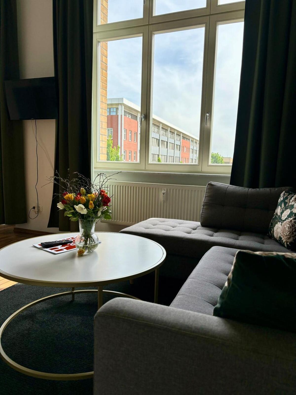 Stilvolles Loft Mit Kostenlosem Fahrrad Magdeburgo Esterno foto